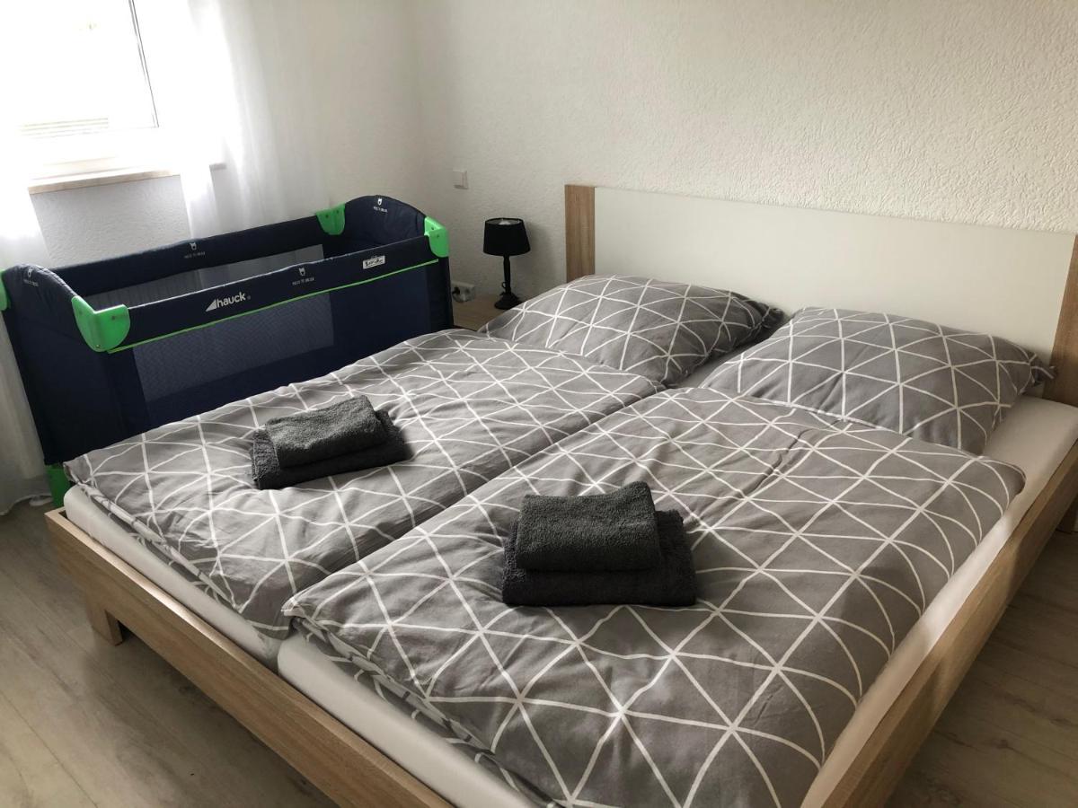 Moderne Helle 2,5 Zimmer Wohnung Mit Grossem Bad Und Kueche In Trossingen Esterno foto